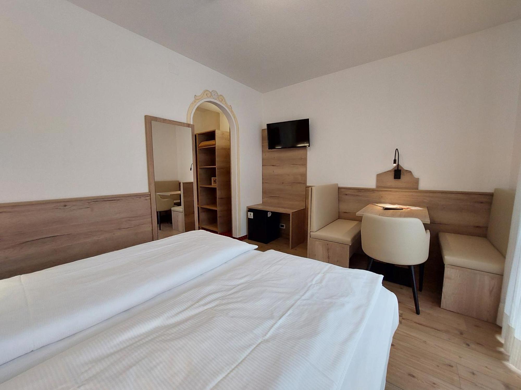 Pineta Pastry Hotel