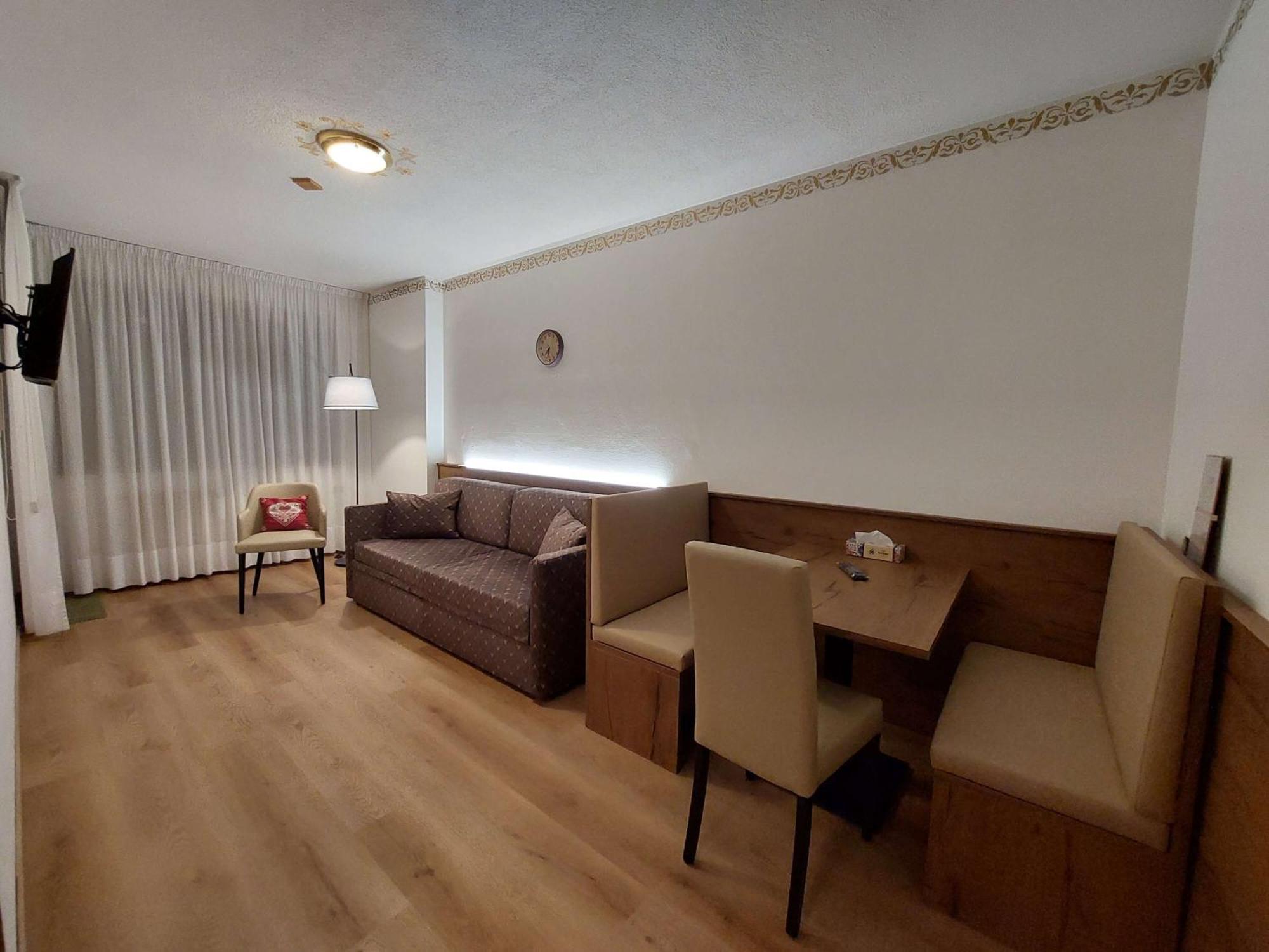 Pineta Pastry Hotel